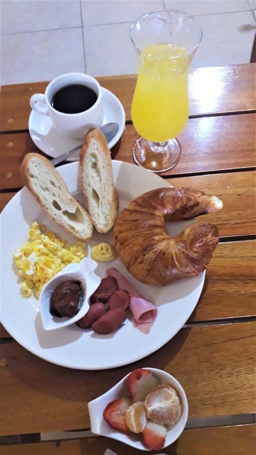 Hostal El Pinzon 푸에르토아요라 외부 사진